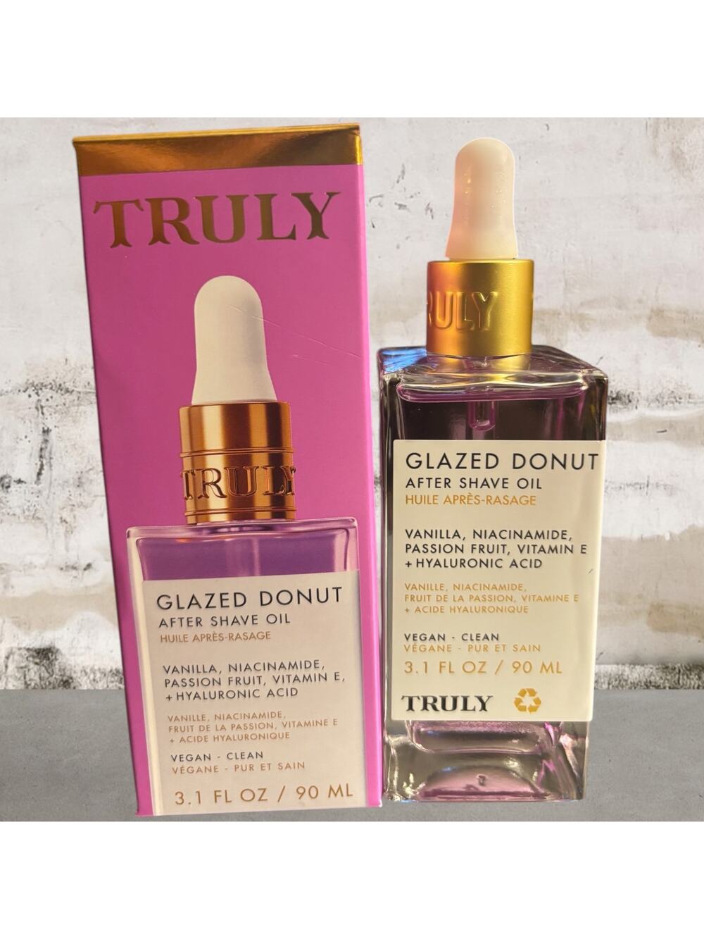Truly $33 MSRP Glazed Donut After Shave Oil NIB